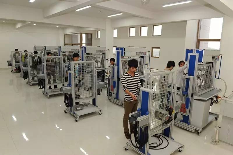 自动化机械设备制造:机械设计制造及其自动化与机械工程及自动化有什么...